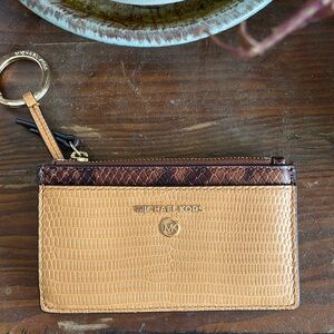 🆕 Michael Kors Wallet